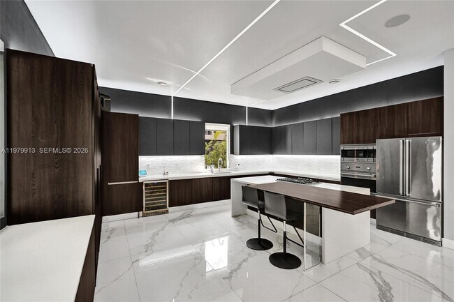 Building Photo - 10223 NW 75th Terrace