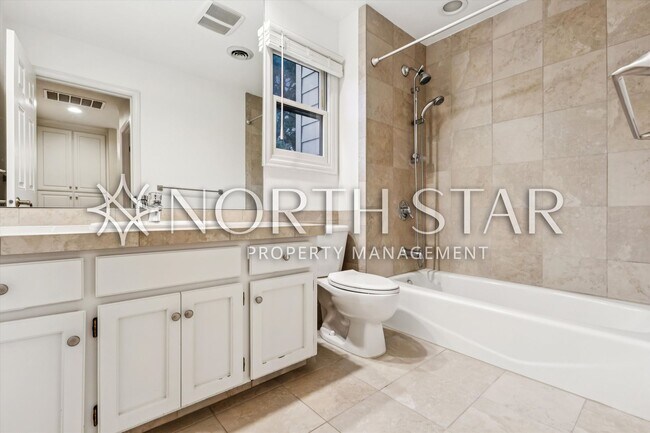 Building Photo - Escape to the Country, Spacious Contemporary in Wilsonville with Shop