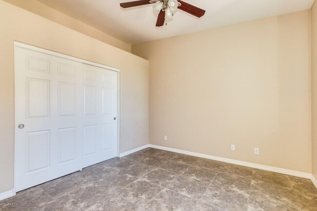 Building Photo - **MOVE-IN SPECIAL: 50% OFF 1ST MONTH RENT!...