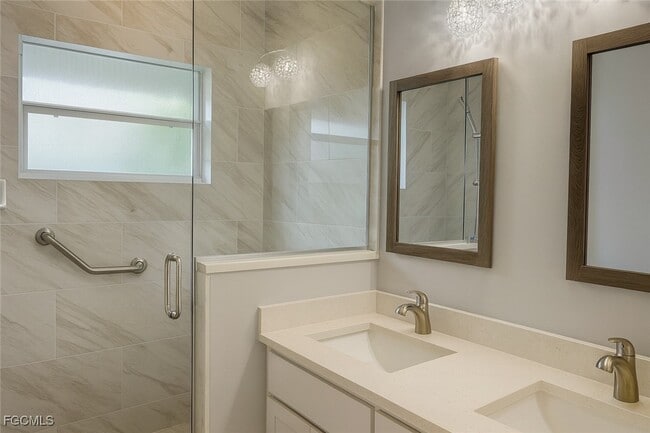 Building Photo - 10700 Aqua Surf Ct