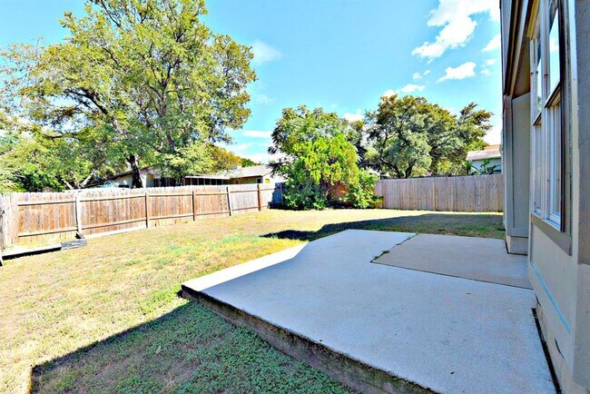 Building Photo - 12719 Acadian Trail