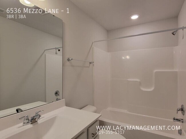 Building Photo - 6536 Mezzo Ln