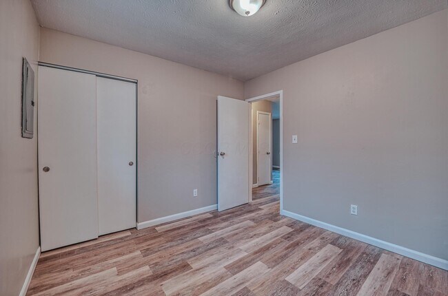 Building Photo - 2735 Joyce Ave