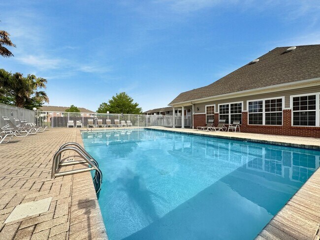 Building Photo - 19360 Chelsey Dr