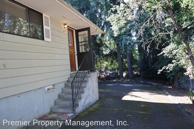 Building Photo - 1 br, 1 bath House - 2321 E. 16th St