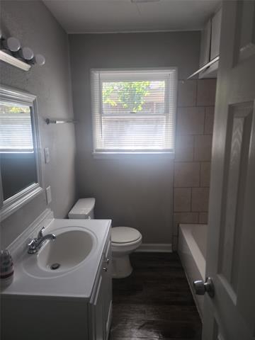 Building Photo - 532 S Judd St