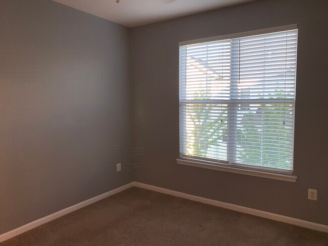 Owners Bedroom - 4204 MIlledge Blvd