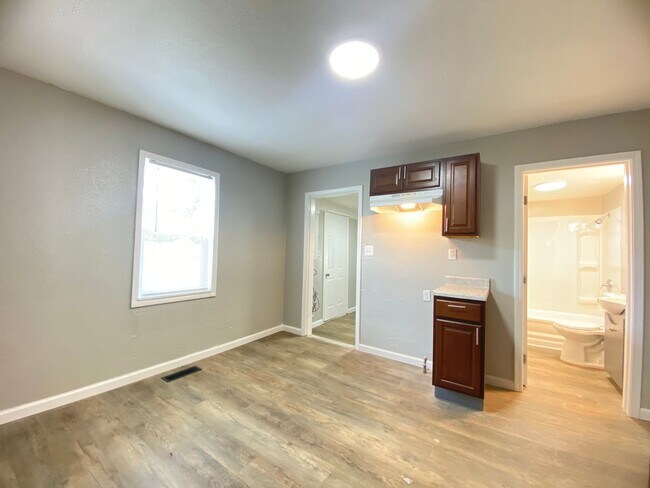 Building Photo - Finley St. 3217