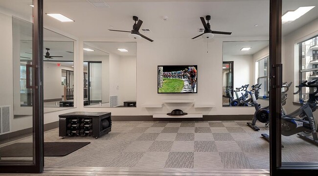 Building Photo - 8900 Six Pines Dr