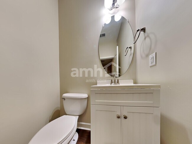 Building Photo - 120 Maywood Drive