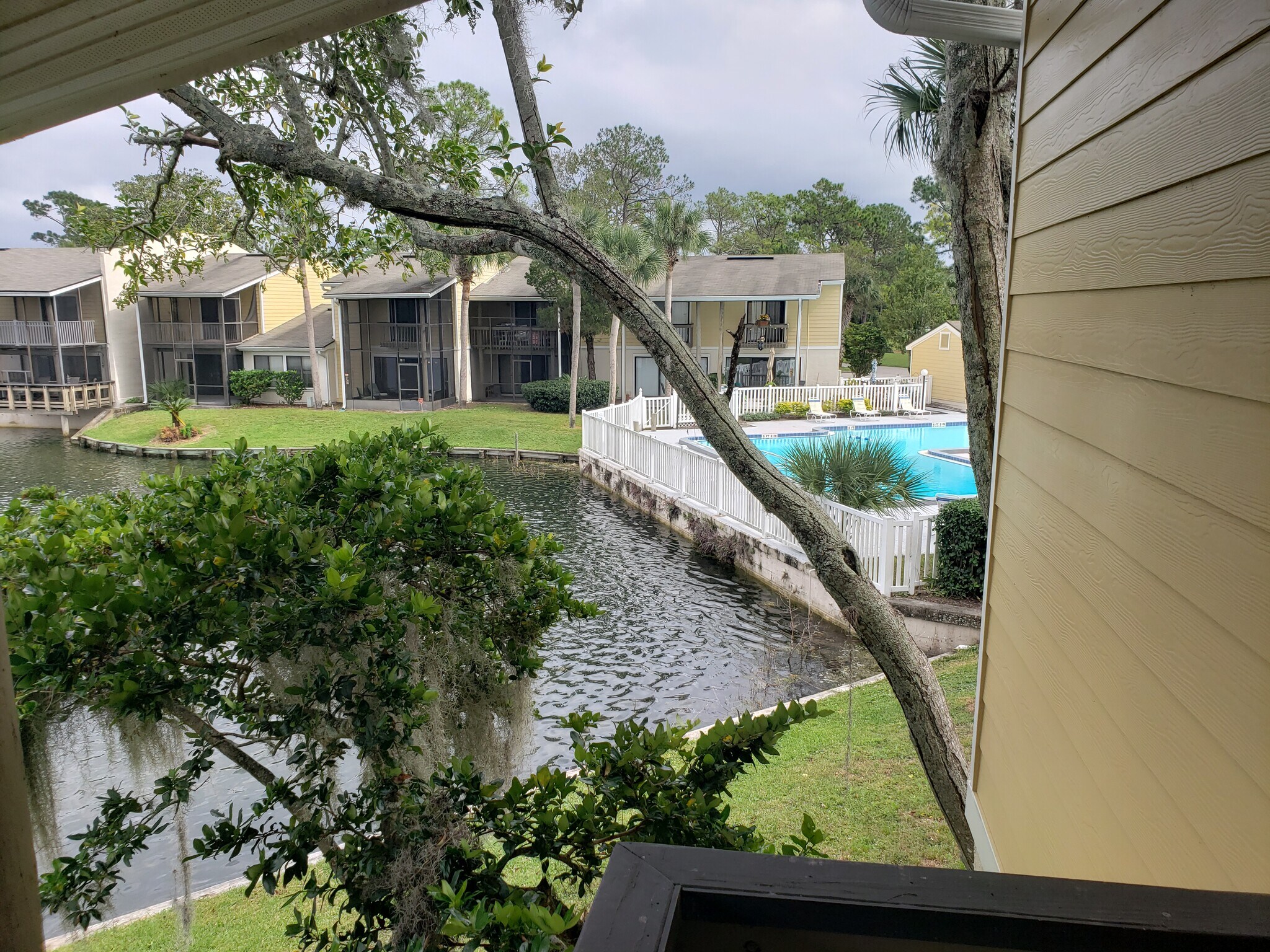 Building Photo - 7859 La Sierra Ct