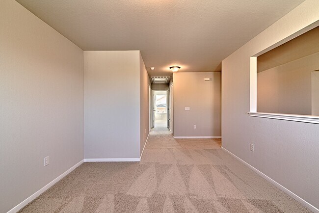Building Photo - 6601 Loretta White Ln
