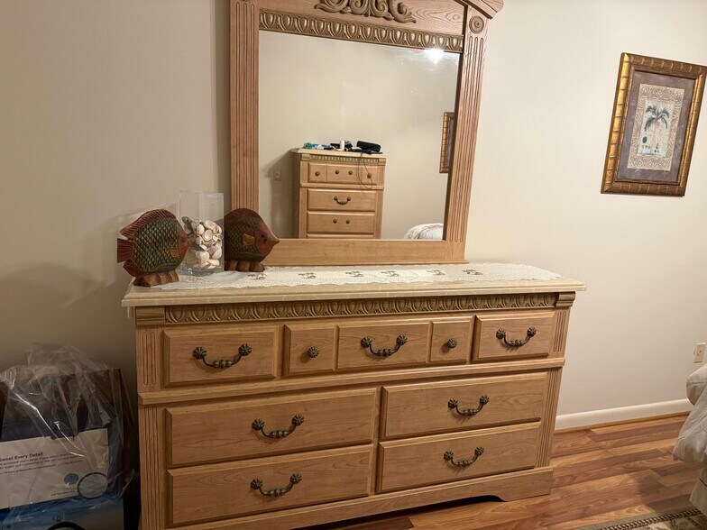 Building Photo - 75 S Las Olas Dr