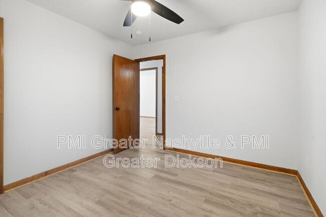 Building Photo - 1208 Coreland Dr