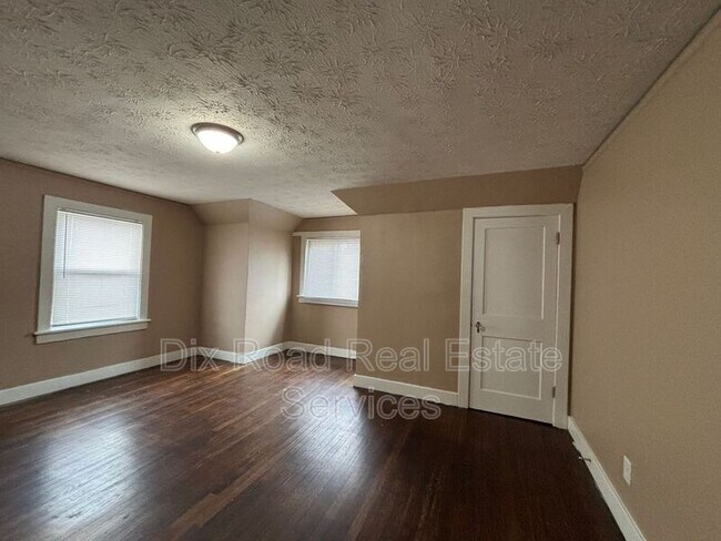 Building Photo - 426 Otterbein Ave