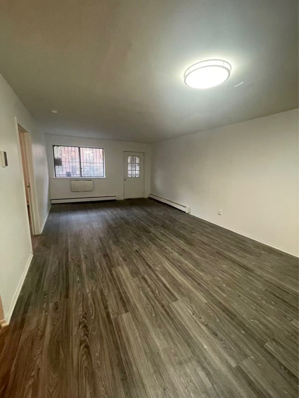 Building Photo - 132-36 Maple Ave