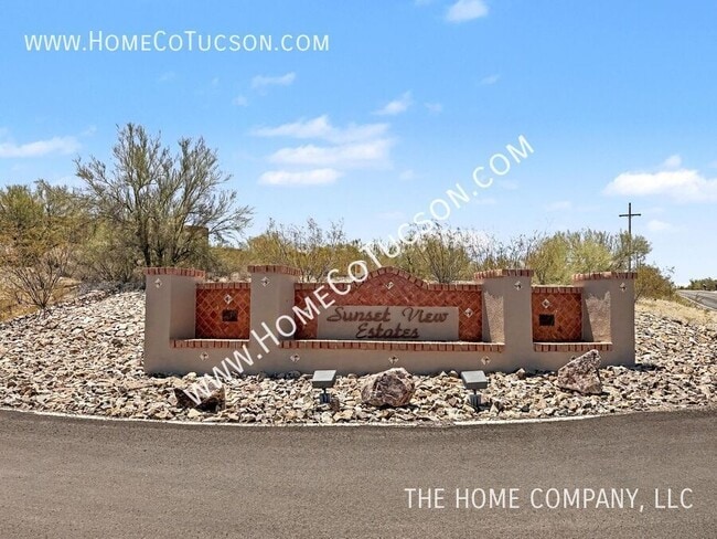 Building Photo - 5544 N Palo Verde Vista Pl