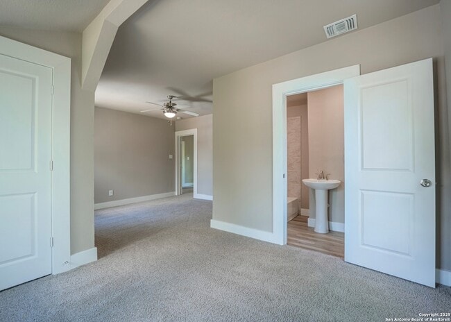 Building Photo - 312 Avondale Ave