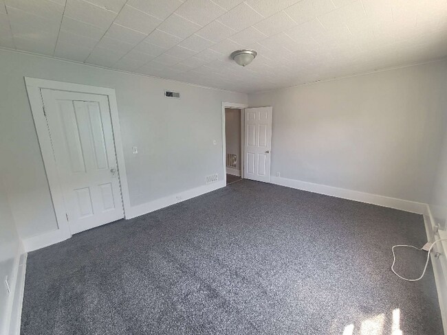 Building Photo - 120 N Wiley St