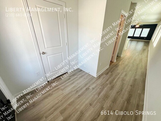 Building Photo - 6614 Cibolo Springs