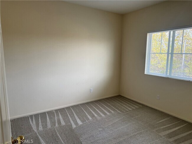 Building Photo - 26514 Arboretum Way