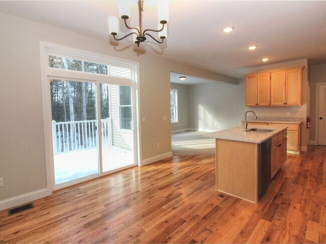Building Photo - 4BD/3.5BA S. Burlington Townhome - Hillside at O'Brien Farm