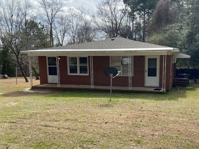 Primary Photo - 116-A Oates Dr