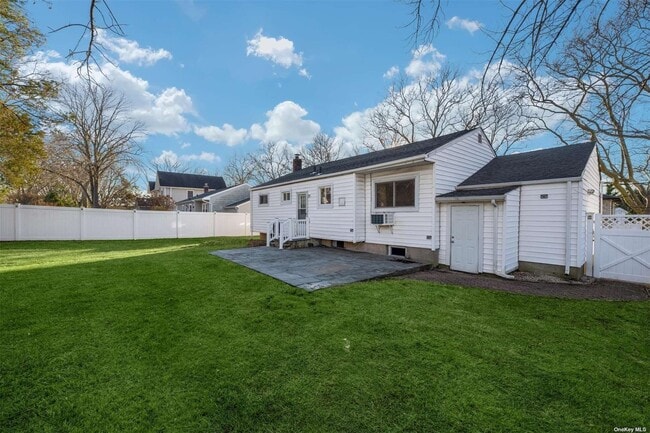 Building Photo - 22 Meadow Haven Ln