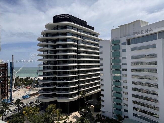 Building Photo - 3200 Collins Ave