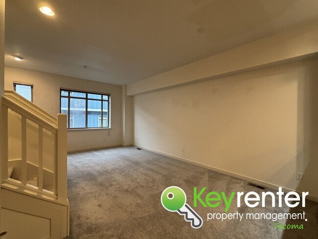 Building Photo - 2164 Yakima Ct