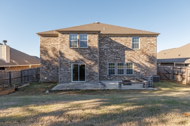 Building Photo - 2415 Bell Manor Dr SW