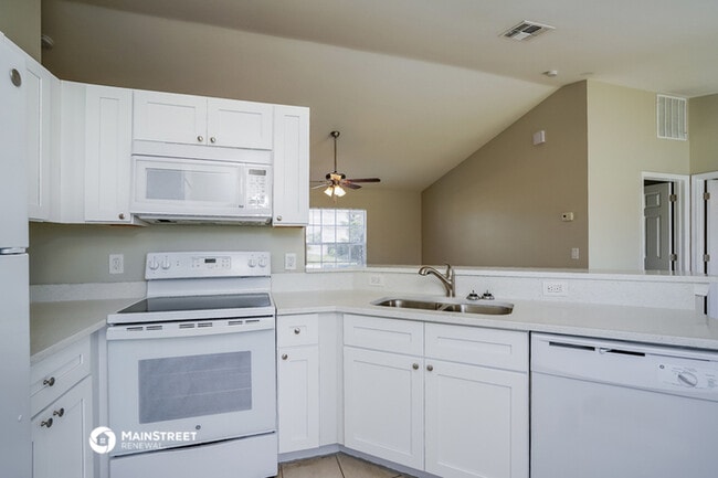 Building Photo - 2050 NW 7th Terrace