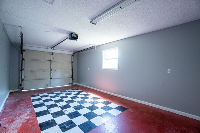 Building Photo - 360 Britton Ave