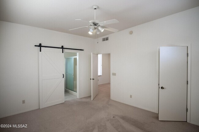 Building Photo - 5237 E Calle Vista De Colores