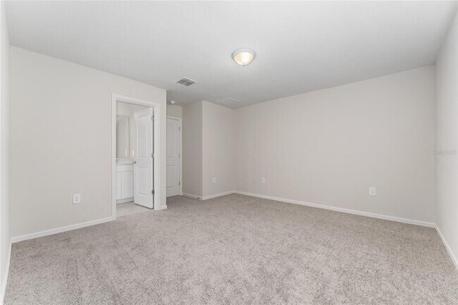 Building Photo - 2362 Southbury Dr