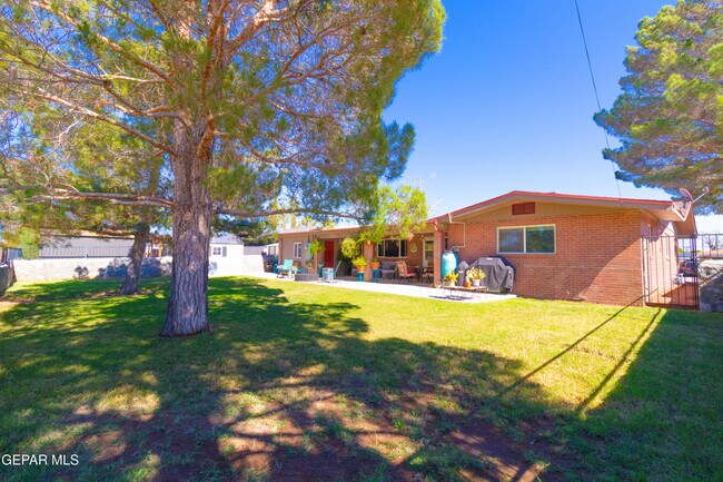 Building Photo - 3417 Aberdeen St