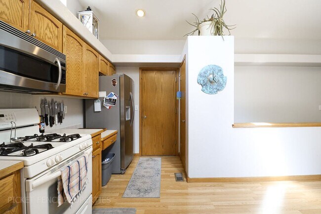 Building Photo - 5 Bedroom, Beautiful Home in Loveland!