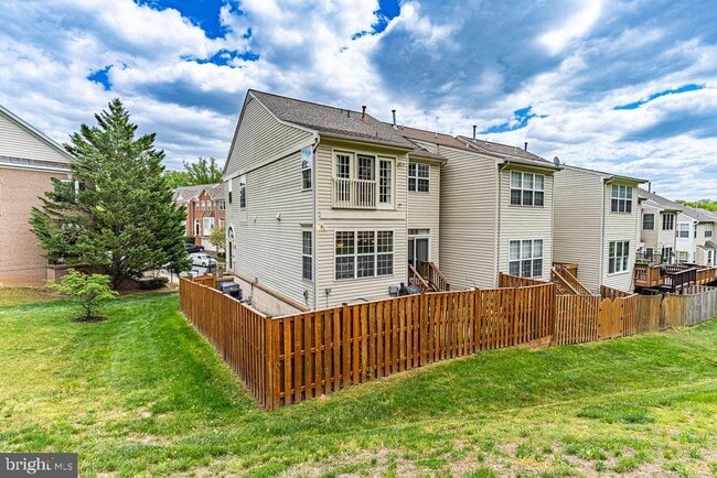 Building Photo - 5736 Governors Pond Cir