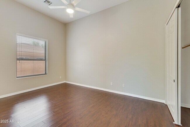 Building Photo - 5416 E Hashknife Rd