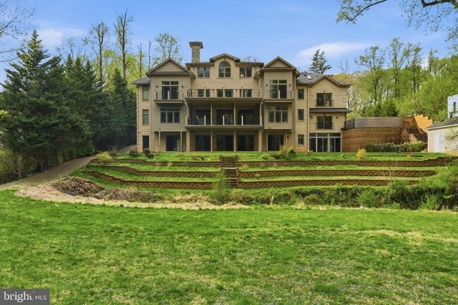 Building Photo - 8735 Brook Rd