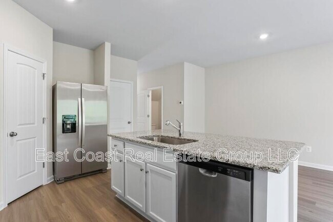 Building Photo - 29 Paddington St