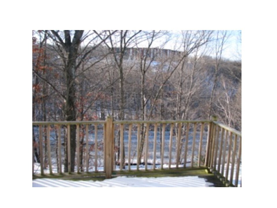 Building Photo - 444 Plantation St