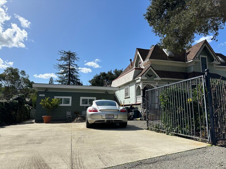 Building Photo - 124 Los Gatos Blvd
