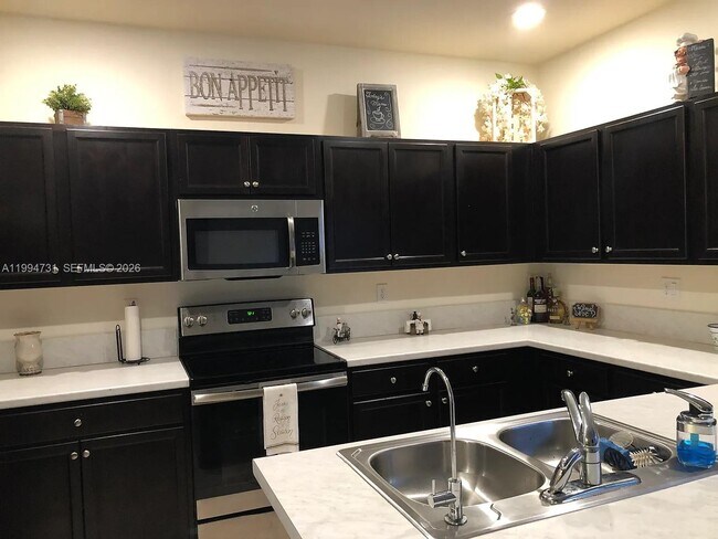 Building Photo - 11508 SW 248th Ln