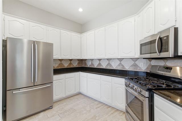 Building Photo - 1343 Edmonton Dr