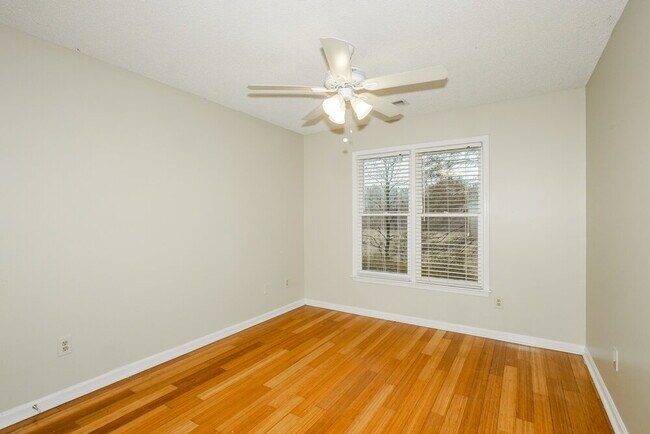 Building Photo - 760 Gable Ln