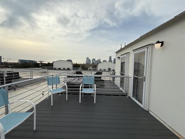 Building Photo - 1323 St Joseph St