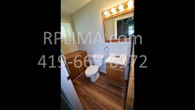 Building Photo - 1706 Latham Ave