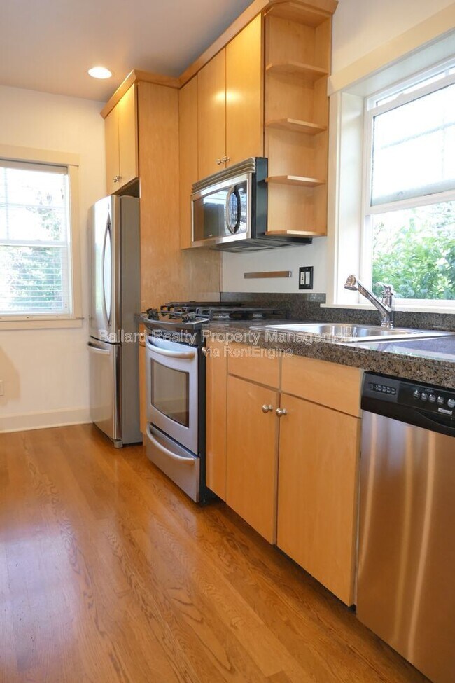 Building Photo - 5612 28th Ave NW