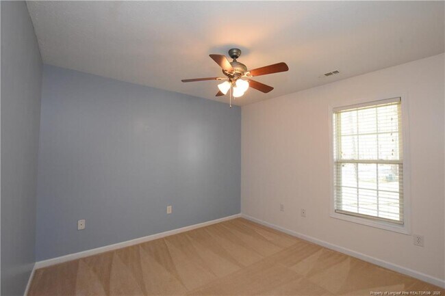 Building Photo - 57 Cutter Cir